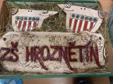 11. 10. 2022 - dárky, které naši žáci a učitelé připravili pro partnerskou školu Falkenstein